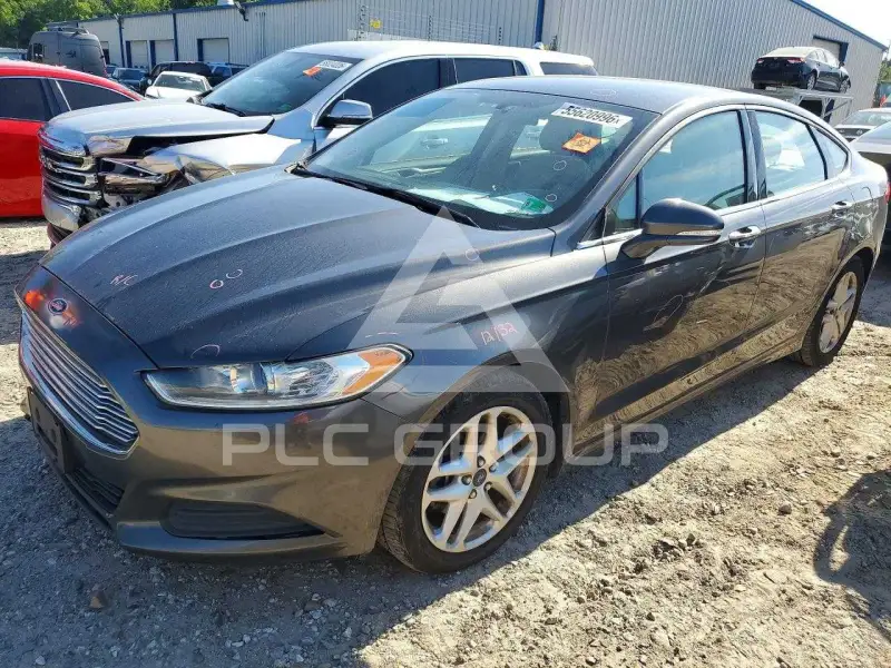 2015 Ford FUSION фото