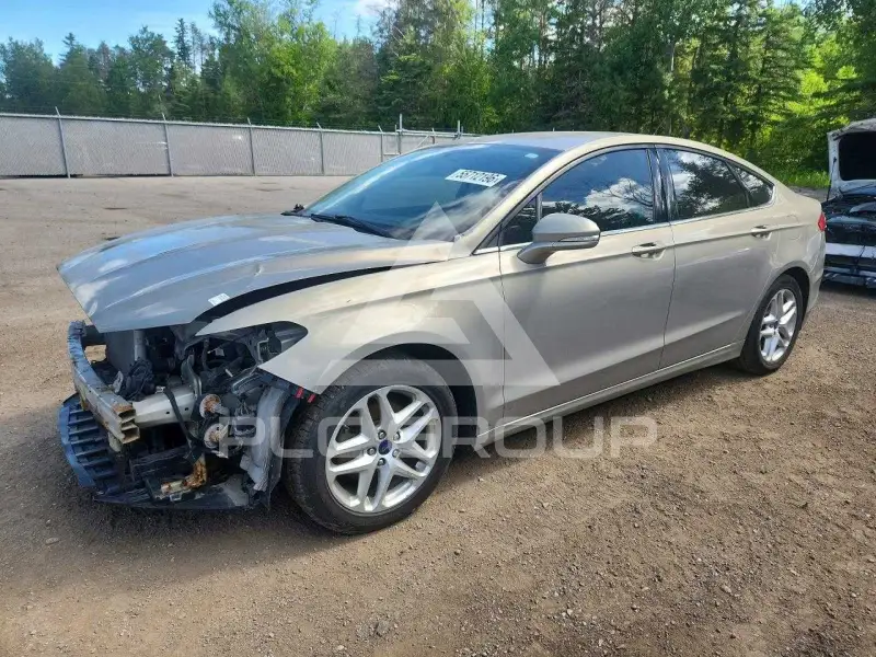 2015 Ford FUSION фото