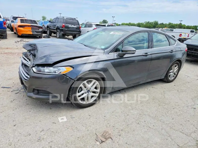 2015 Ford FUSION фото