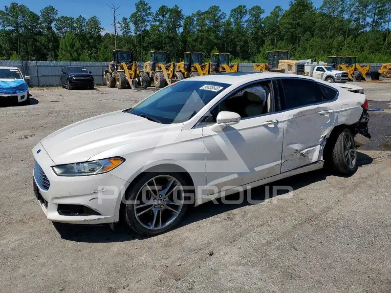 2015 Ford FUSION фото