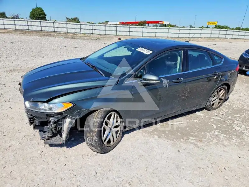 2015 Ford FUSION photo