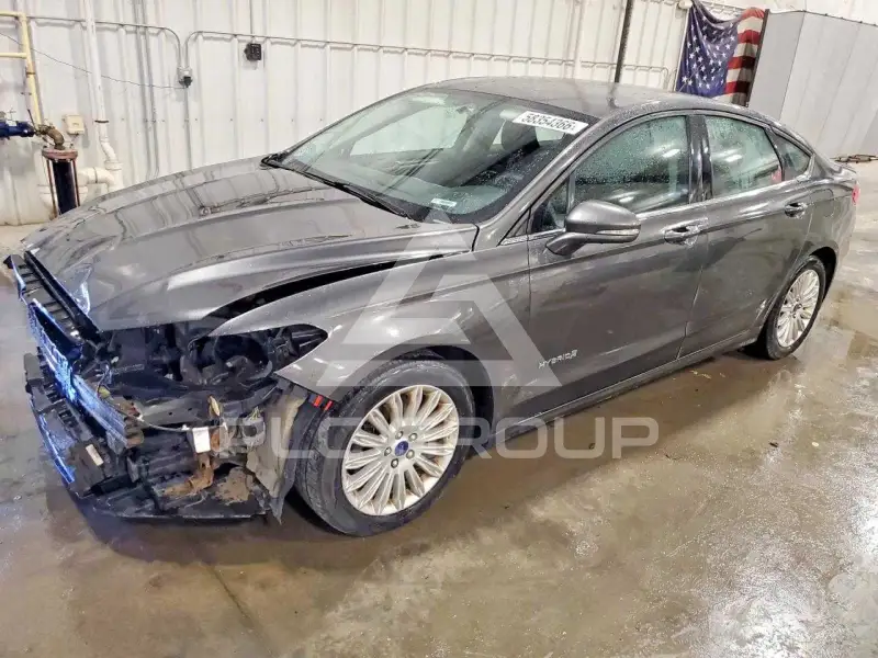 2015 Ford FUSION фото