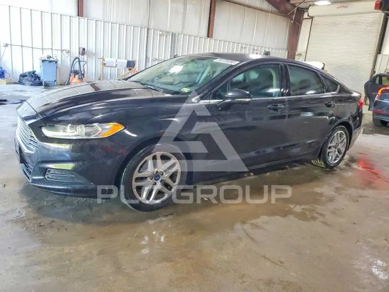 2015 Ford FUSION photo