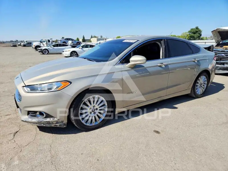 2015 Ford FUSION photo