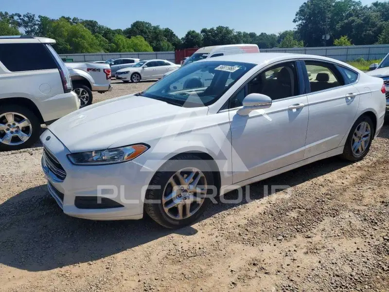 2015 Ford FUSION фото
