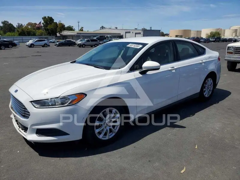 2015 Ford FUSION фото