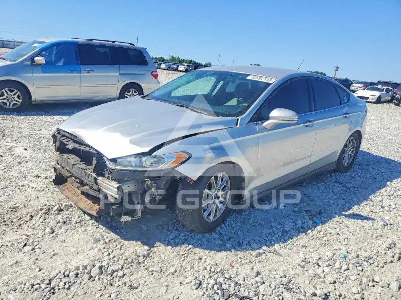 2015 Ford FUSION фото