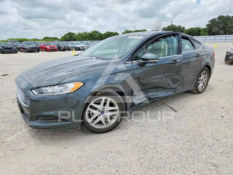 2015 Ford FUSION фото