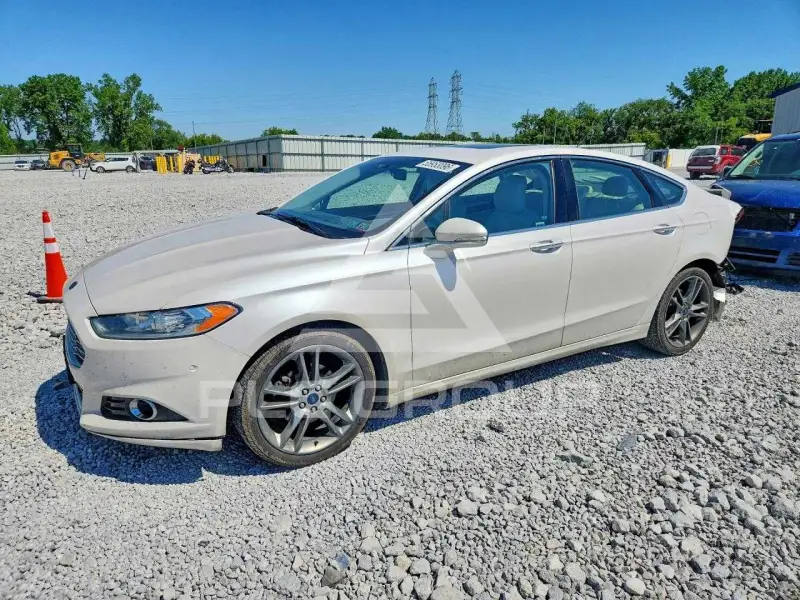 2015 Ford FUSION фото