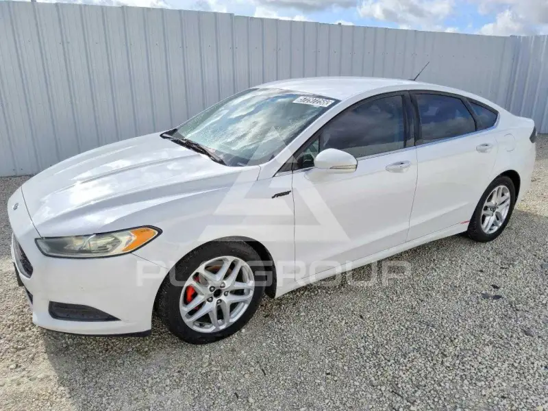 2015 Ford FUSION фото