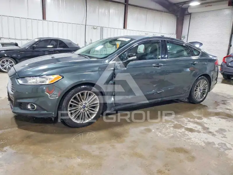 2015 Ford FUSION фото