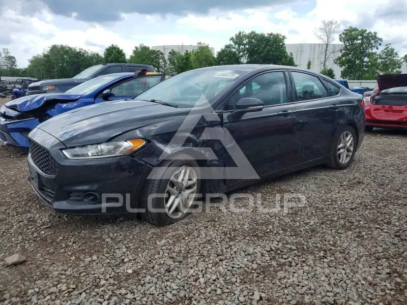 2015 Ford FUSION фото