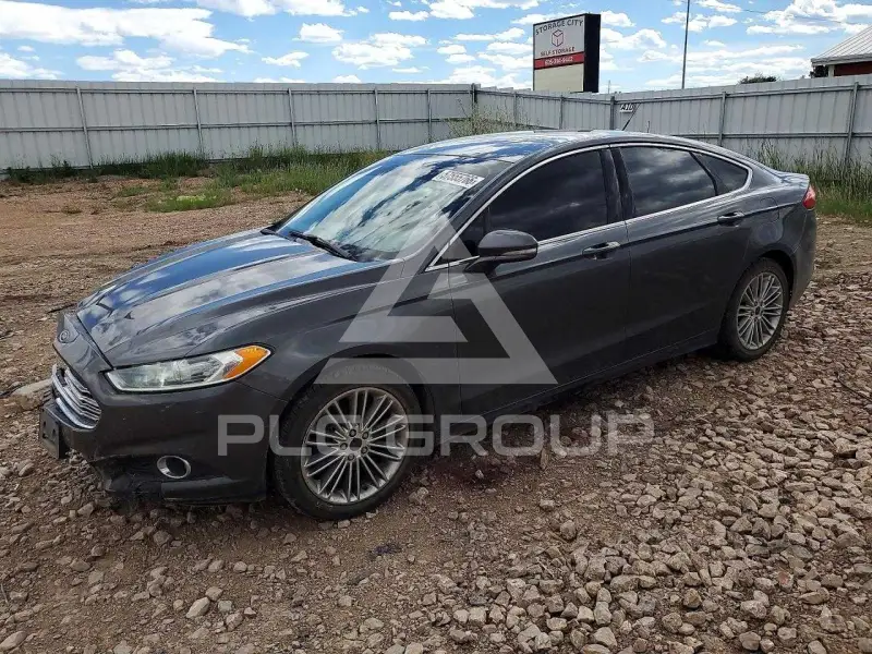 2015 Ford FUSION фото