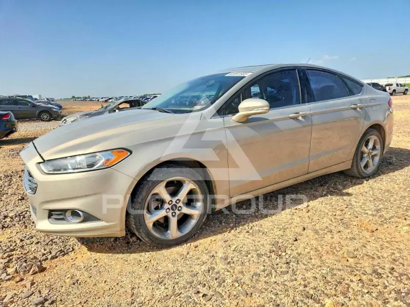 2015 Ford FUSION photo