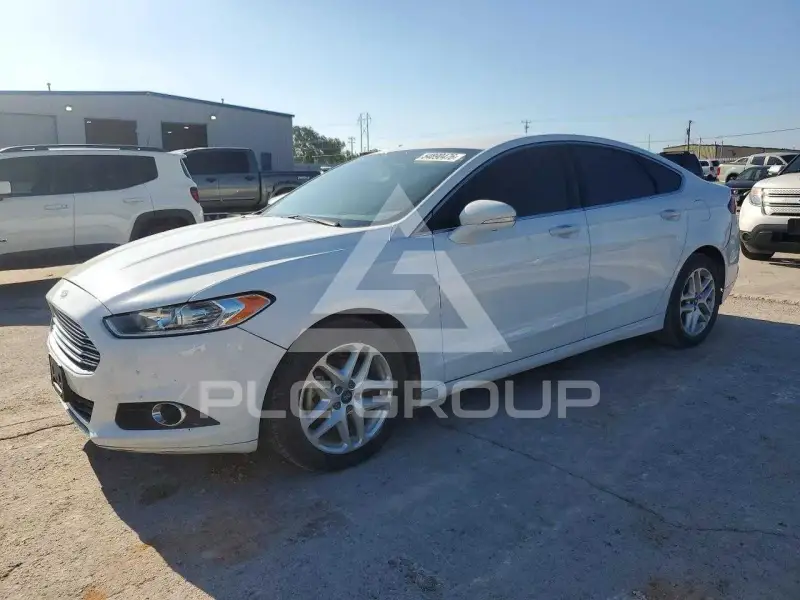 2015 Ford FUSION фото