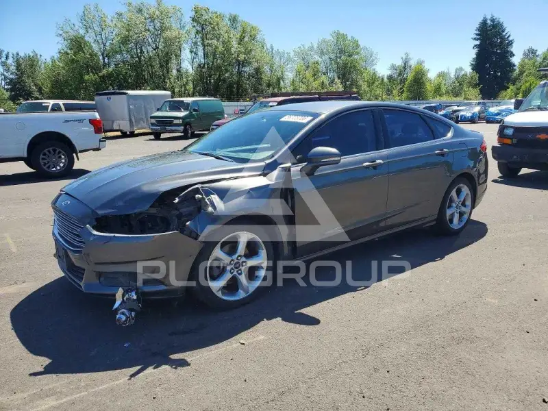 2015 Ford FUSION фото