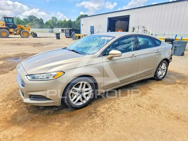 2015 Ford FUSION фото