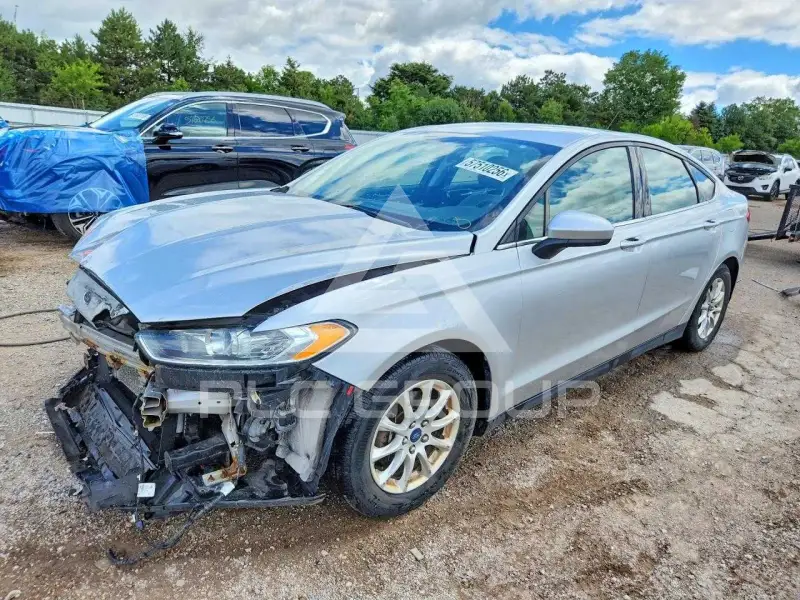 2015 Ford FUSION фото