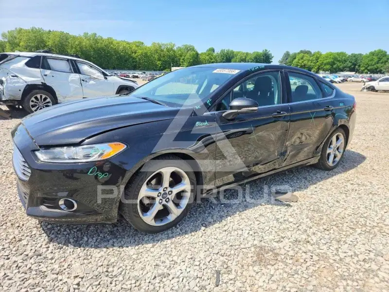 2015 Ford FUSION photo