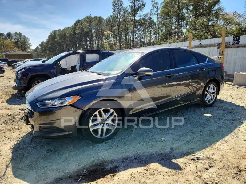 2015 Ford FUSION фото
