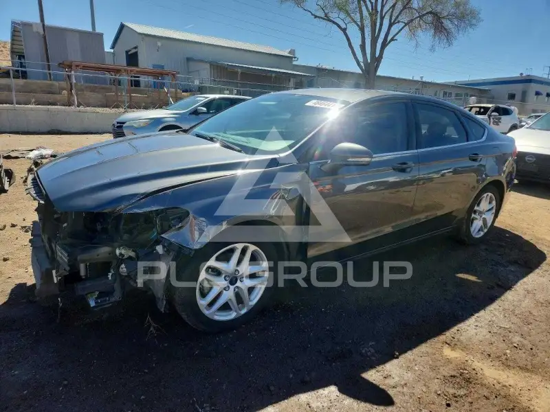 2015 Ford FUSION фото