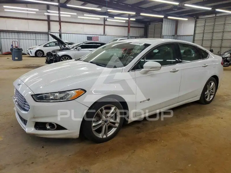 2015 Ford FUSION фото