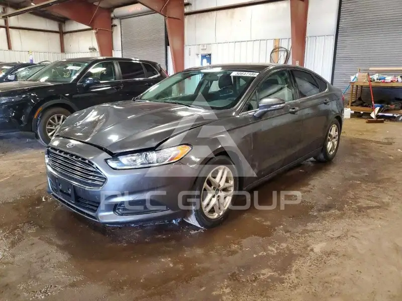 2015 Ford FUSION фото
