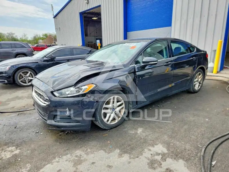 2015 Ford FUSION фото
