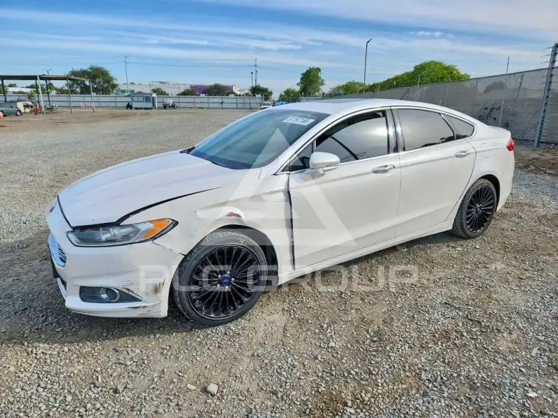 2015 Ford FUSION фото