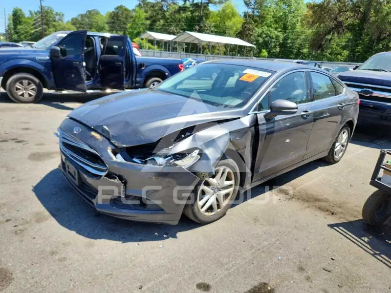 2015 Ford FUSION фото