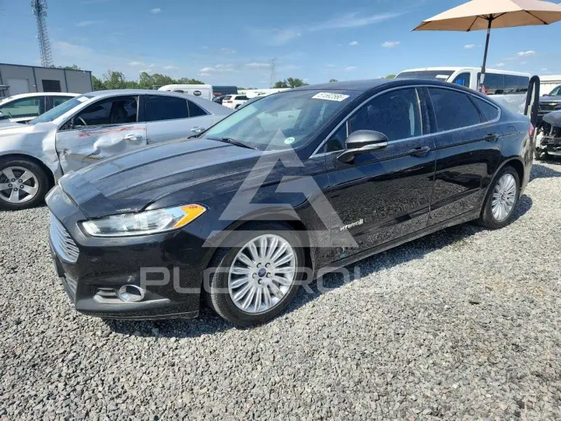 2015 Ford FUSION photo