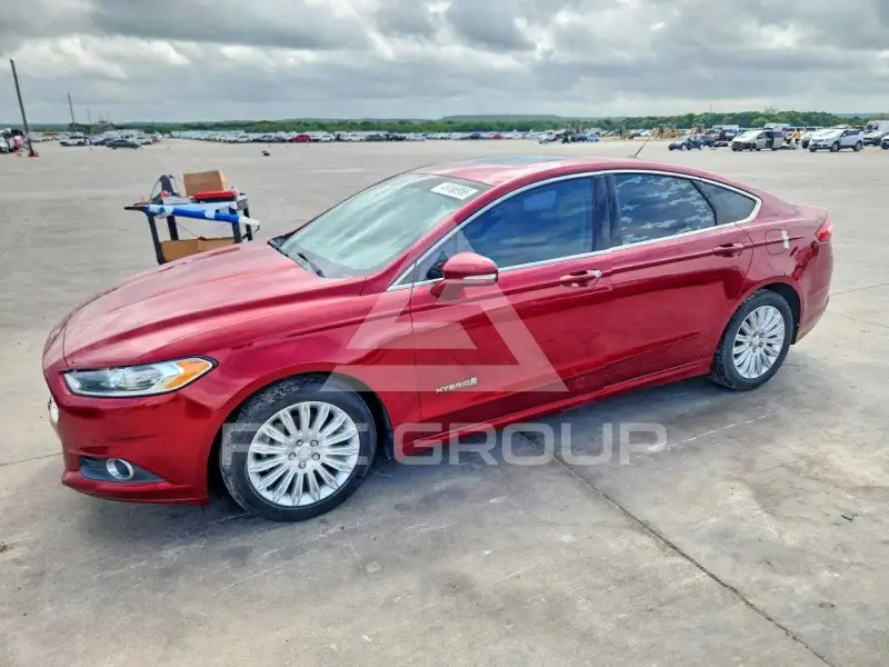 2015 Ford FUSION photo