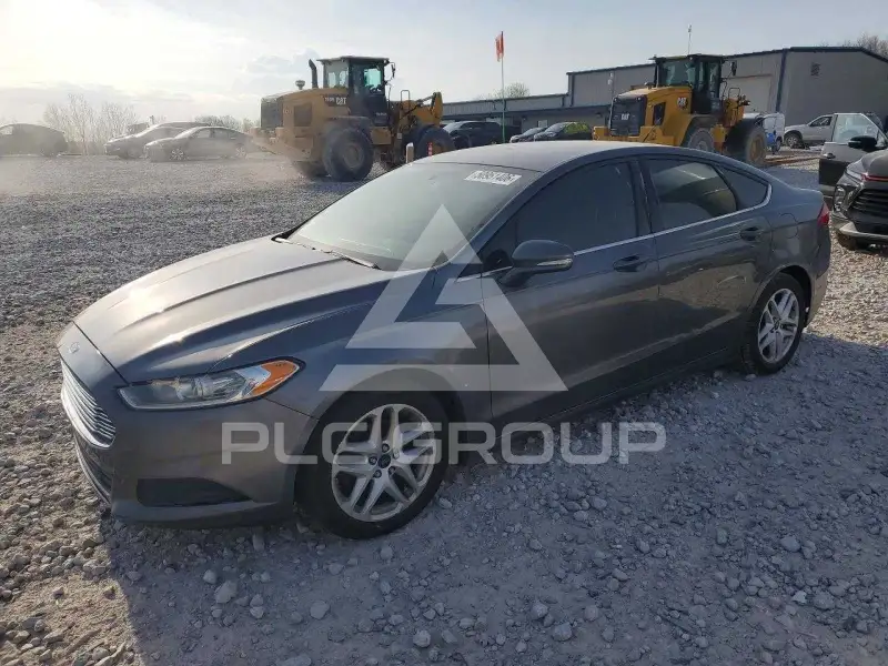 2015 Ford FUSION фото