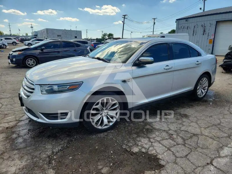 2015 Ford TAURUS photo