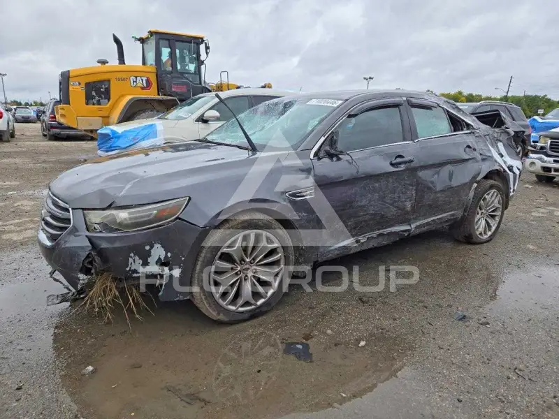 2015 Ford TAURUS photo