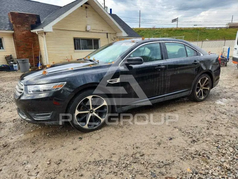 2015 Ford TAURUS photo