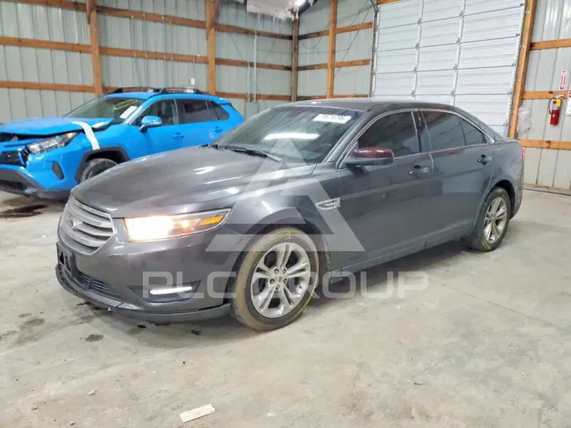 2015 Ford TAURUS photo