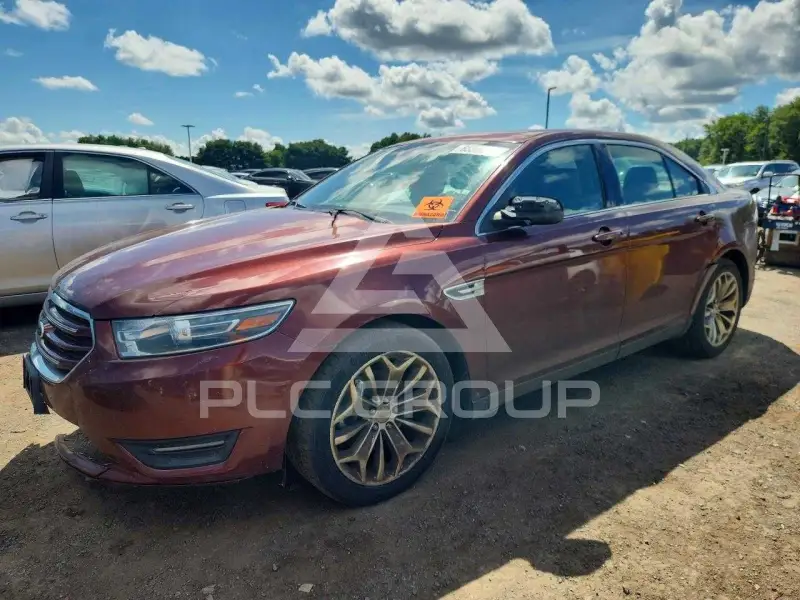 2015 Ford TAURUS фото