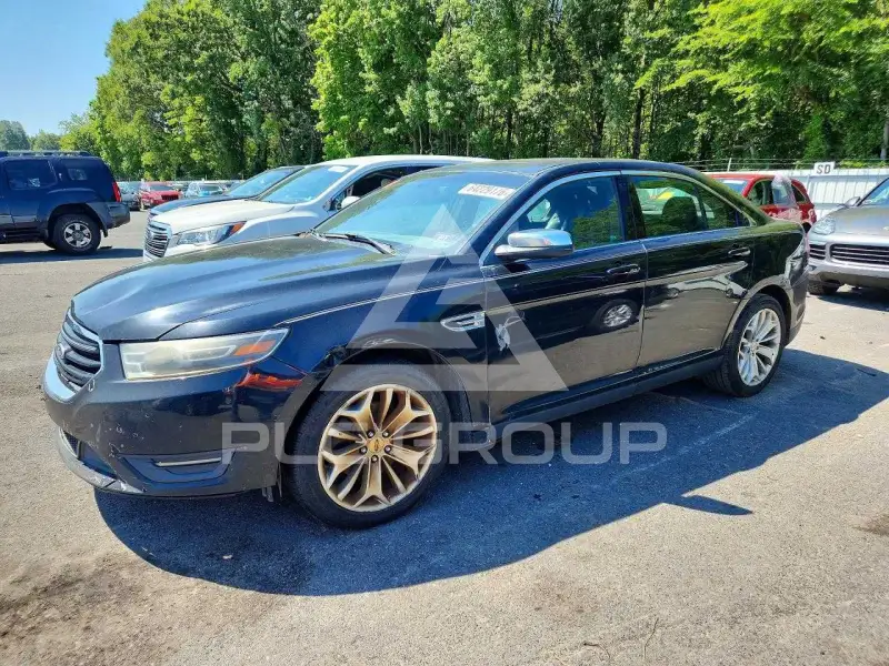 2015 Ford TAURUS фото