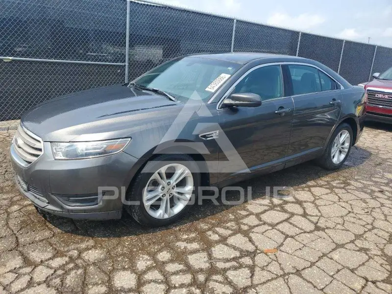 2015 Ford TAURUS фото