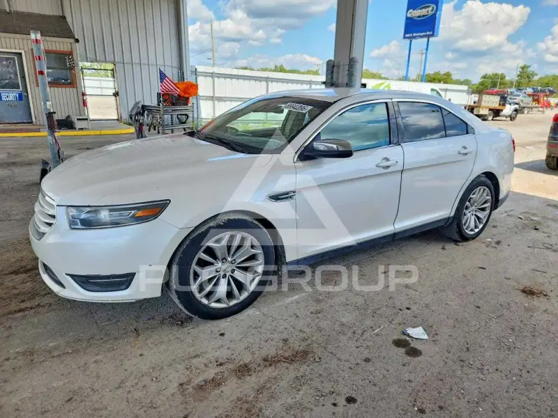 2015 Ford TAURUS фото