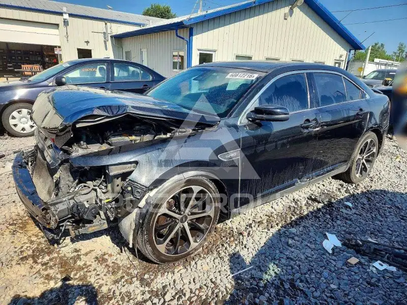 2015 Ford TAURUS фото