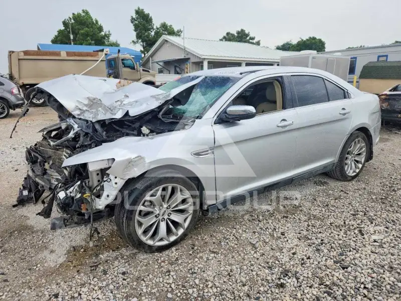 2015 Ford TAURUS фото