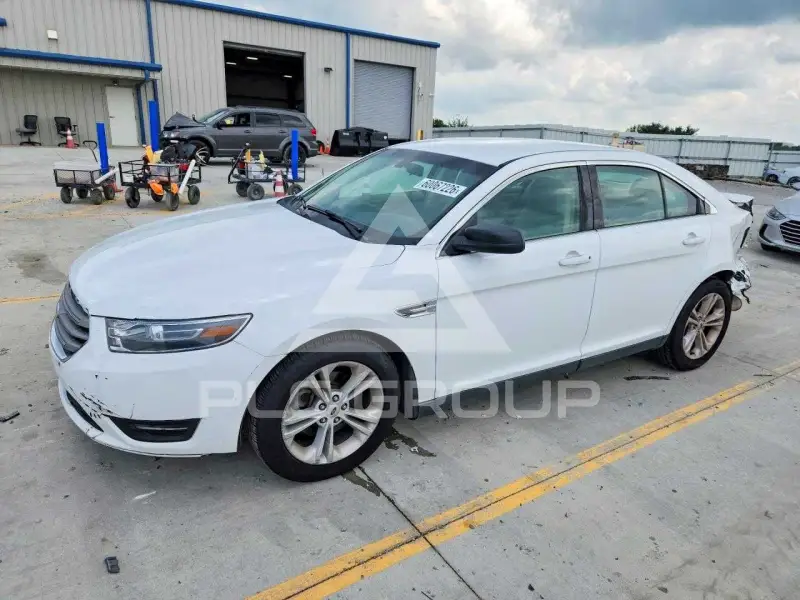 2015 Ford TAURUS фото