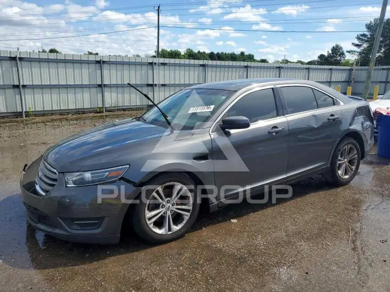 2015 Ford TAURUS photo