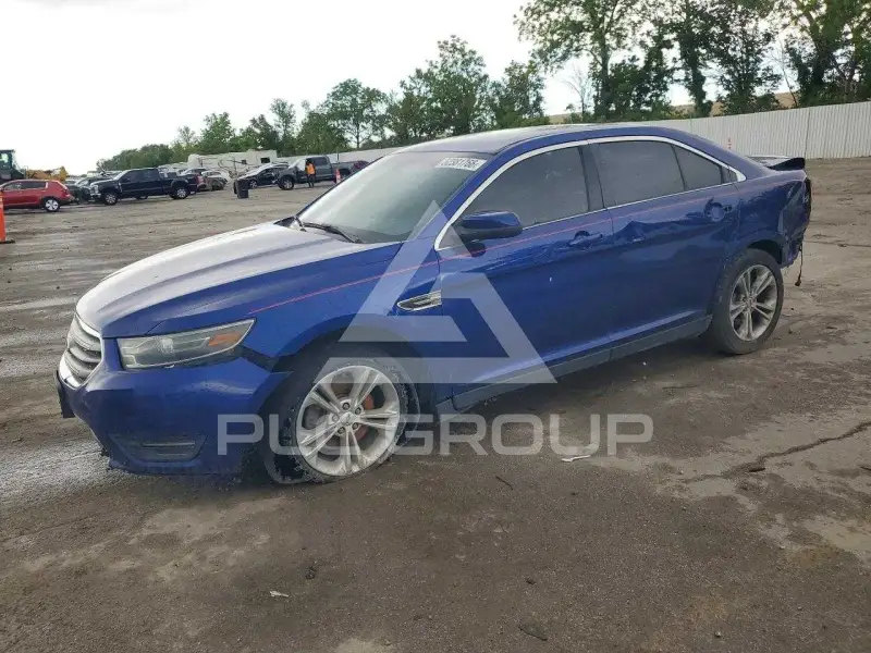 2015 Ford TAURUS photo