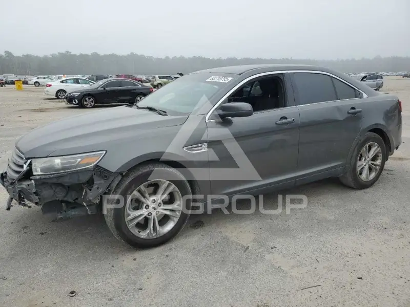 2015 Ford TAURUS фото