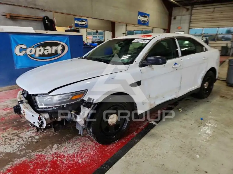 2015 Ford TAURUS фото