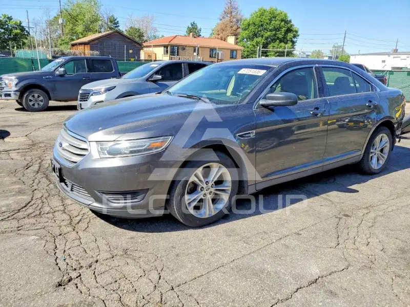 2015 Ford TAURUS photo