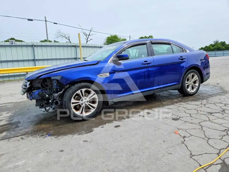 2015 Ford TAURUS photo